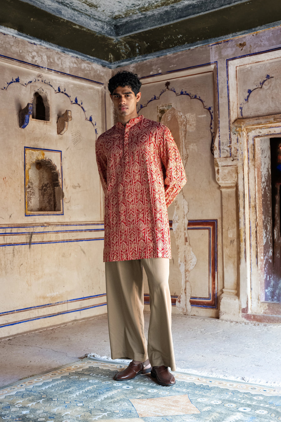 AARI EMBROIDERED KURTA SHIRT & WIDE-LEGGED PANT