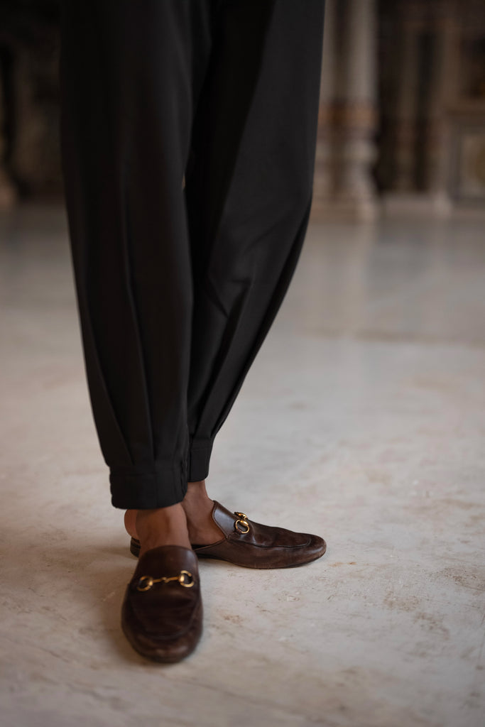Box Pleated Pant dash and dot