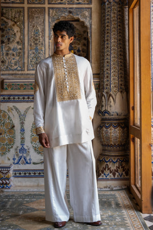 Wide-Legged Ivory Pant