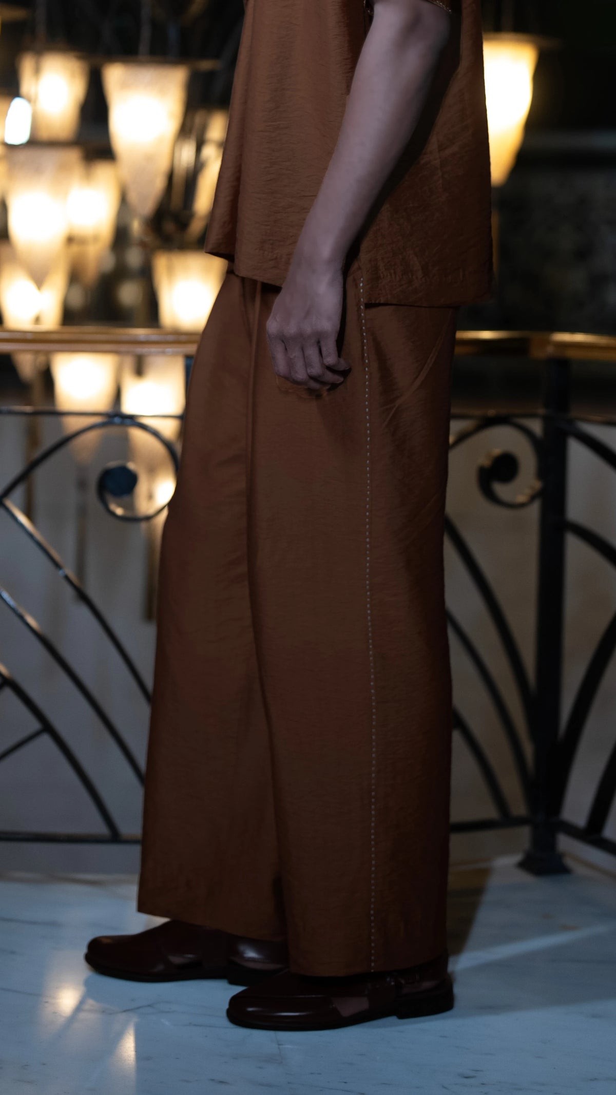 EMBROIDERED TEXTURED WIDE-LEGGED PANT