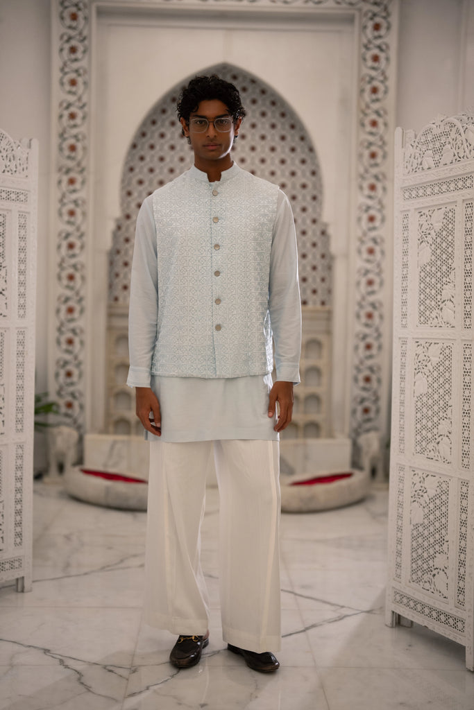 EMBROIDERED TEXTURED BANDI dash and dot
