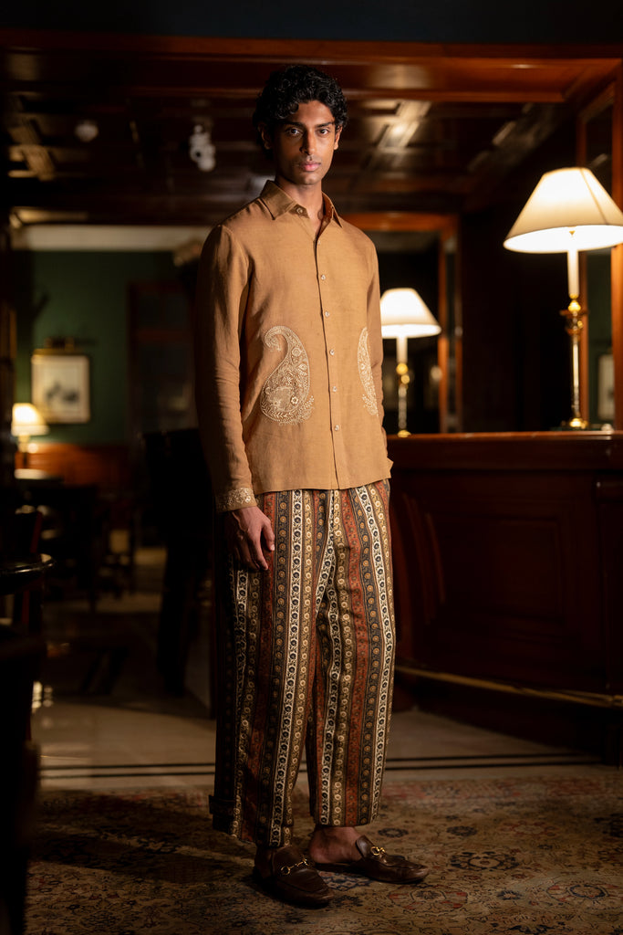 EMBROIDERED LINEN SHIRT & PRINTED STRIPE PANT dash and dot