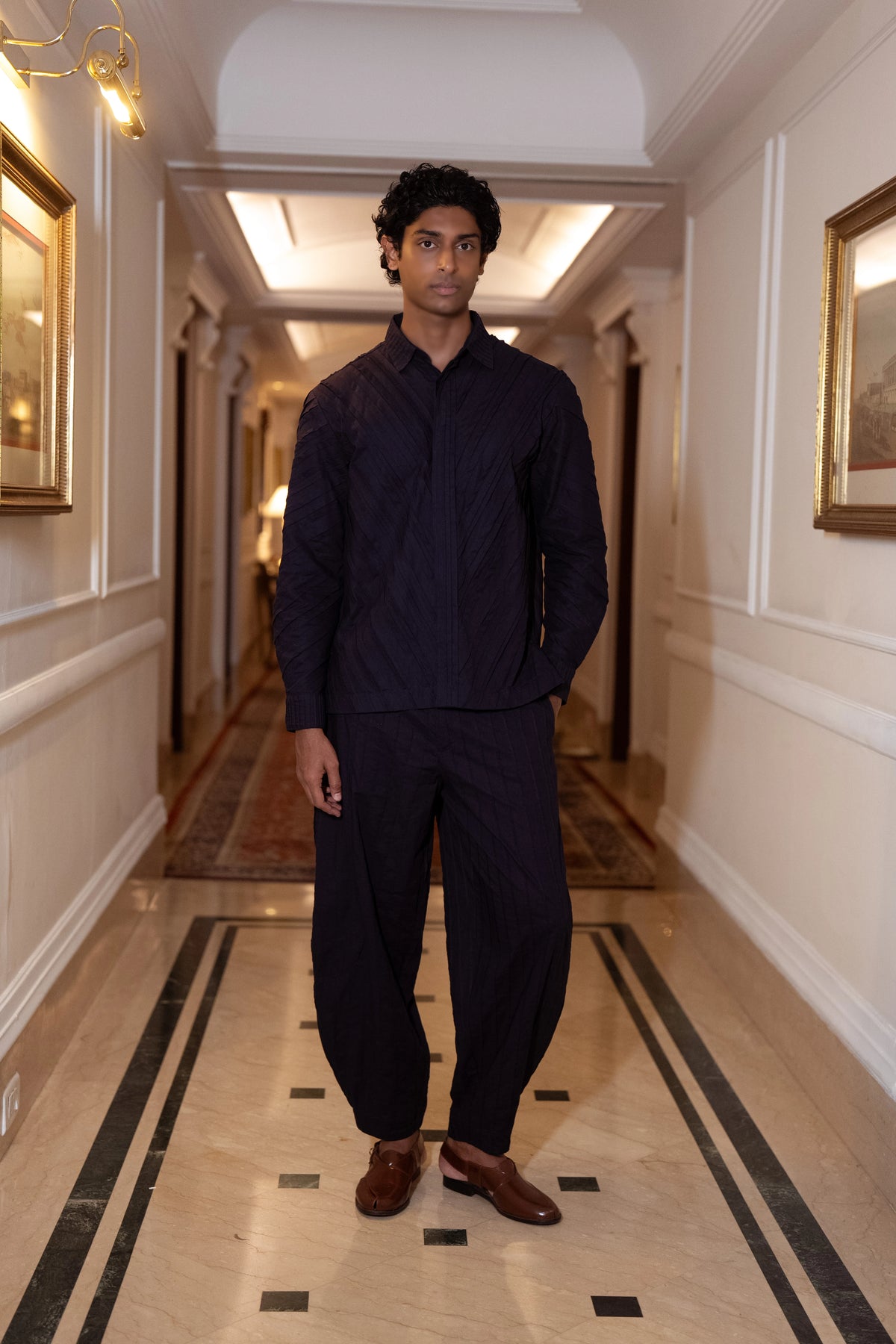 PINTUCK POPLIN SHIRT & PINTUCK BARREL PANT