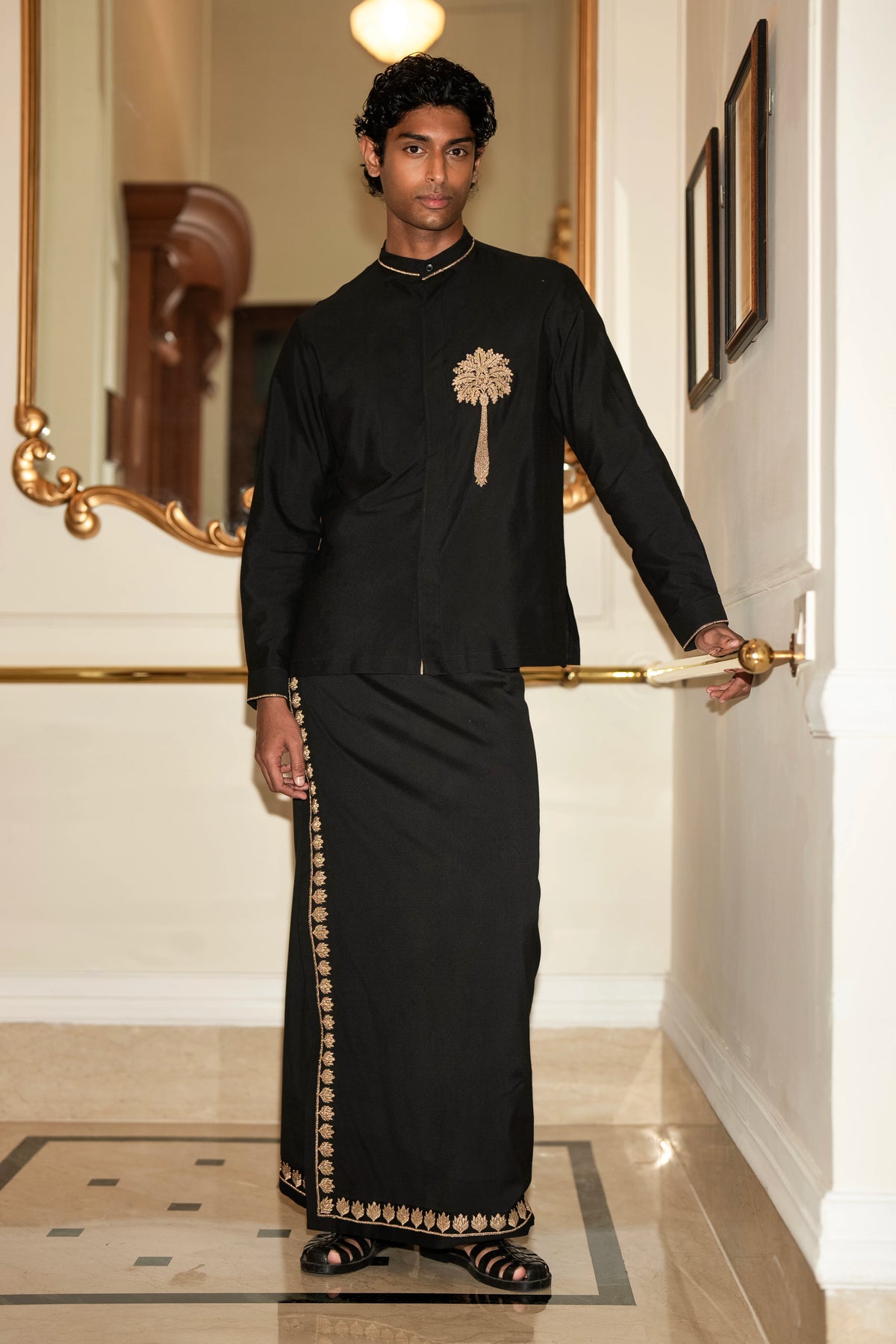 EMBROIDERED MOTIF SHIRT & LUNGI
