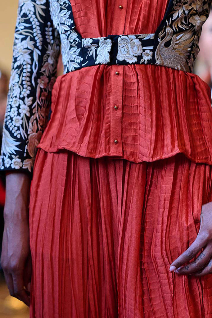 RUST CRUSHED SET - dash and dot dash and dot