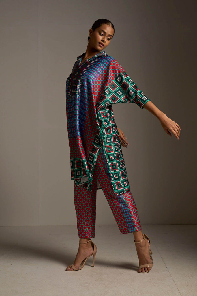 TILE PRINTED PANT - dash and dot dash and dot