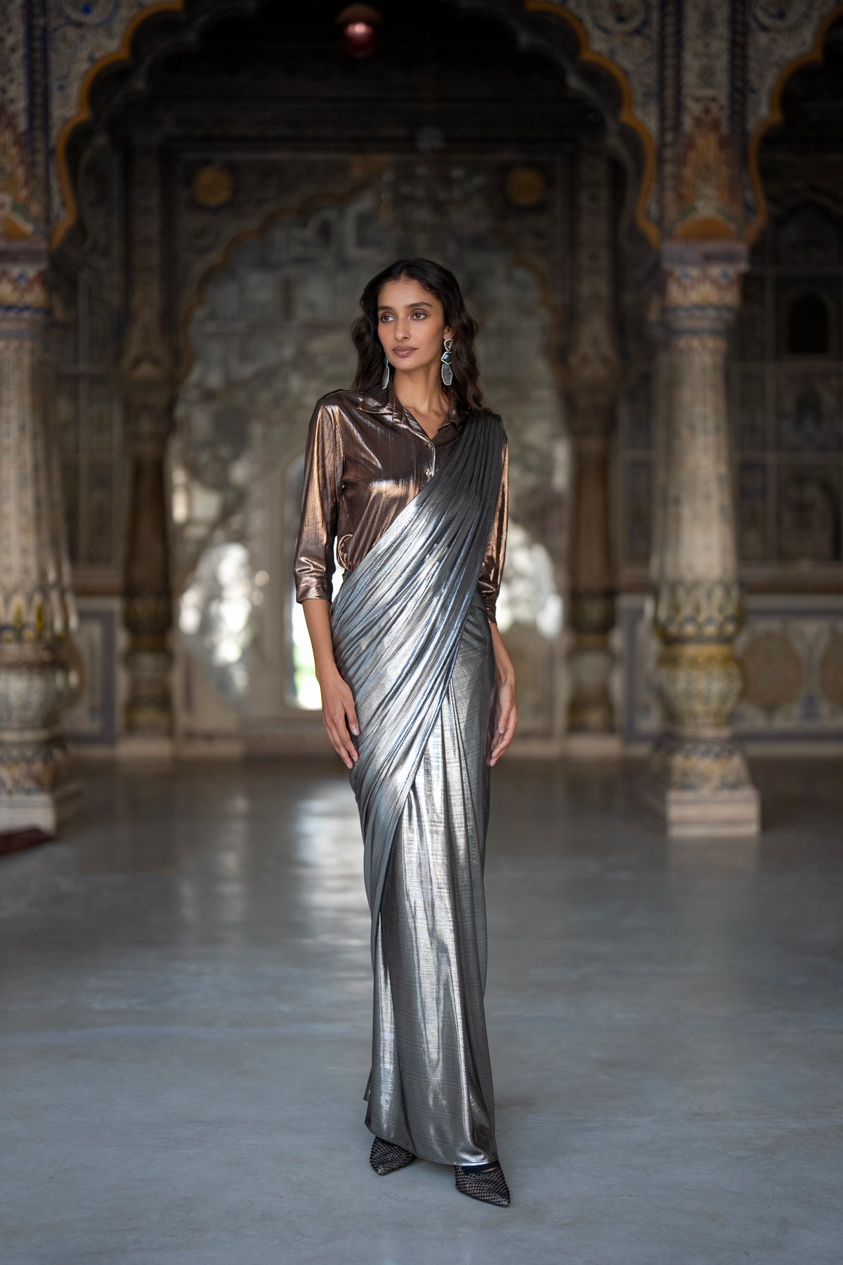 TEXTURED LAMÉ SARI DRAPE SKIRT