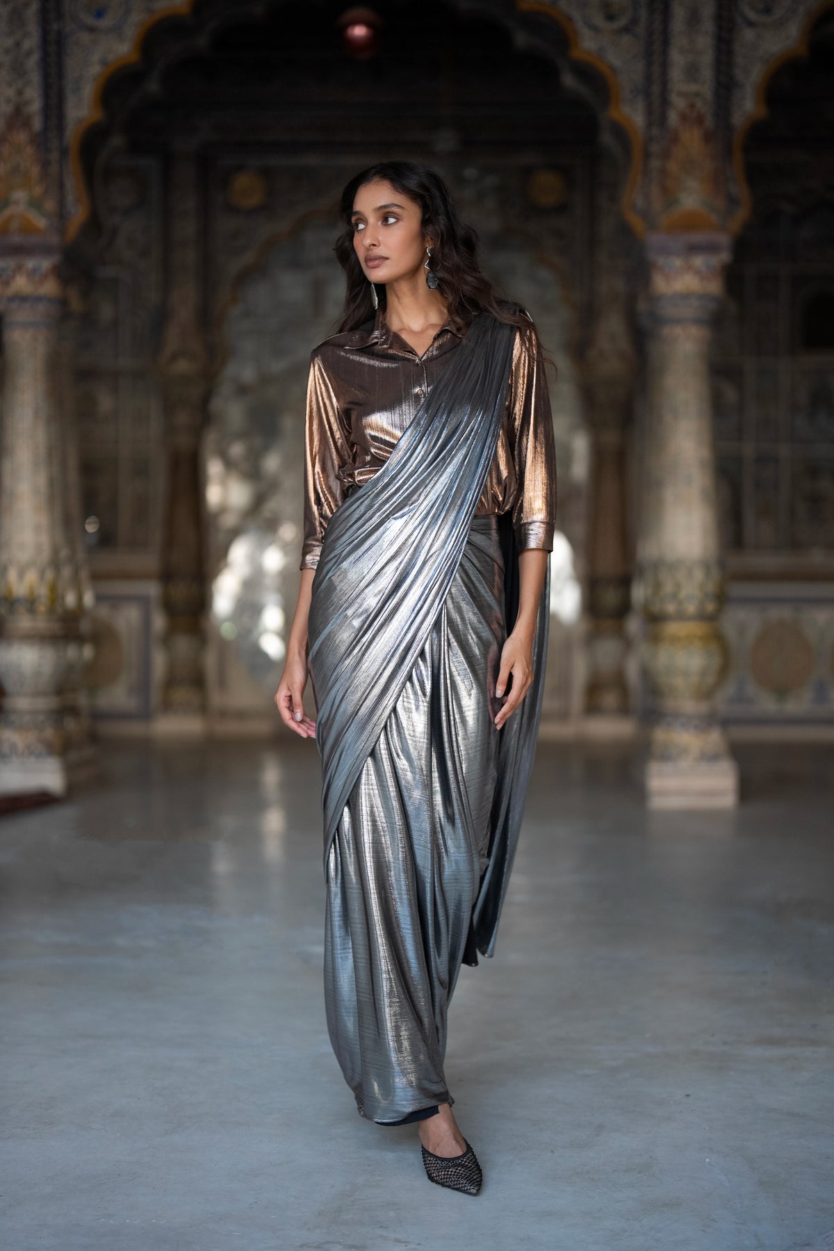 TEXTURED LAMÉ SARI DRAPE SKIRT