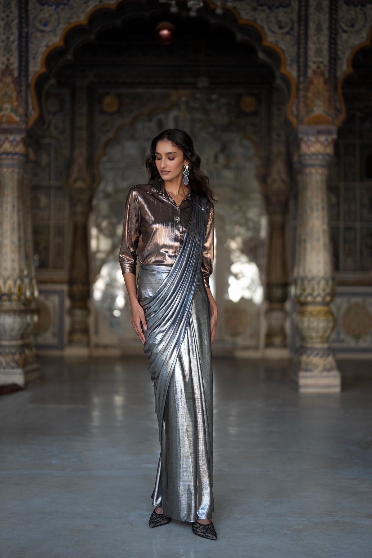 TEXTURED LAMÉ SARI DRAPE SKIRT