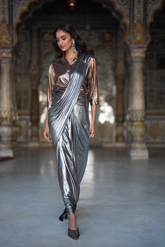 TEXTURED LAMÉ SARI DRAPE SKIRT dash and dot