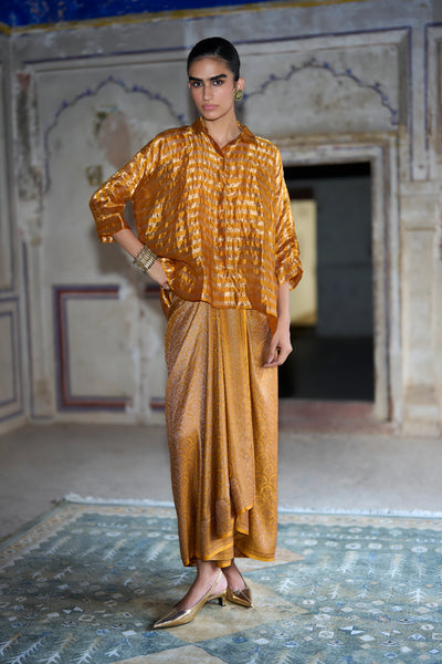BENARES TISSUE RELAXED FIT SHIRT & BROCADE DRAPE SKIRT