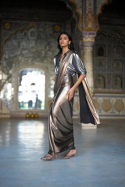 TEXTURED LAMÉ SARI DRAPE SKIRT