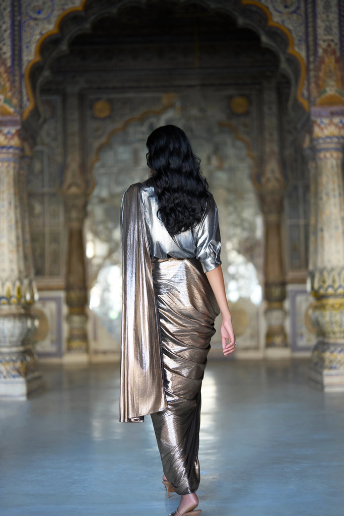 TEXTURED LAMÉ SARI DRAPE SKIRT dash and dot