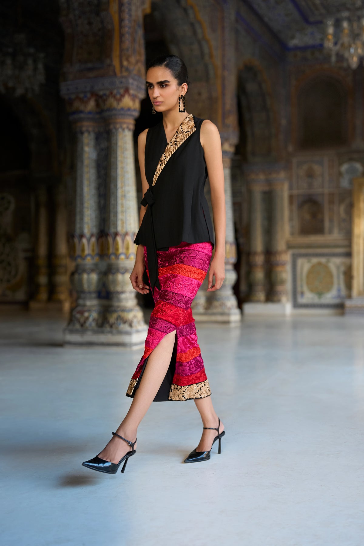 EMBROIDERED STRIPED STRAIGHT CUT SKIRT