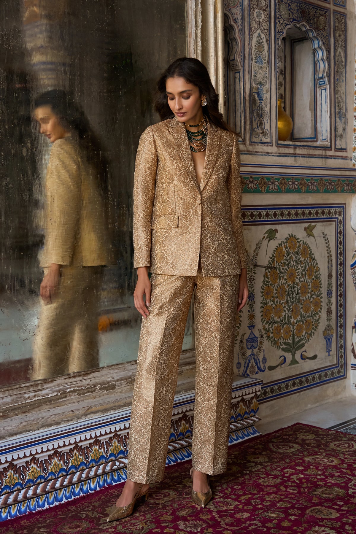BENARES BROCADE SUIT