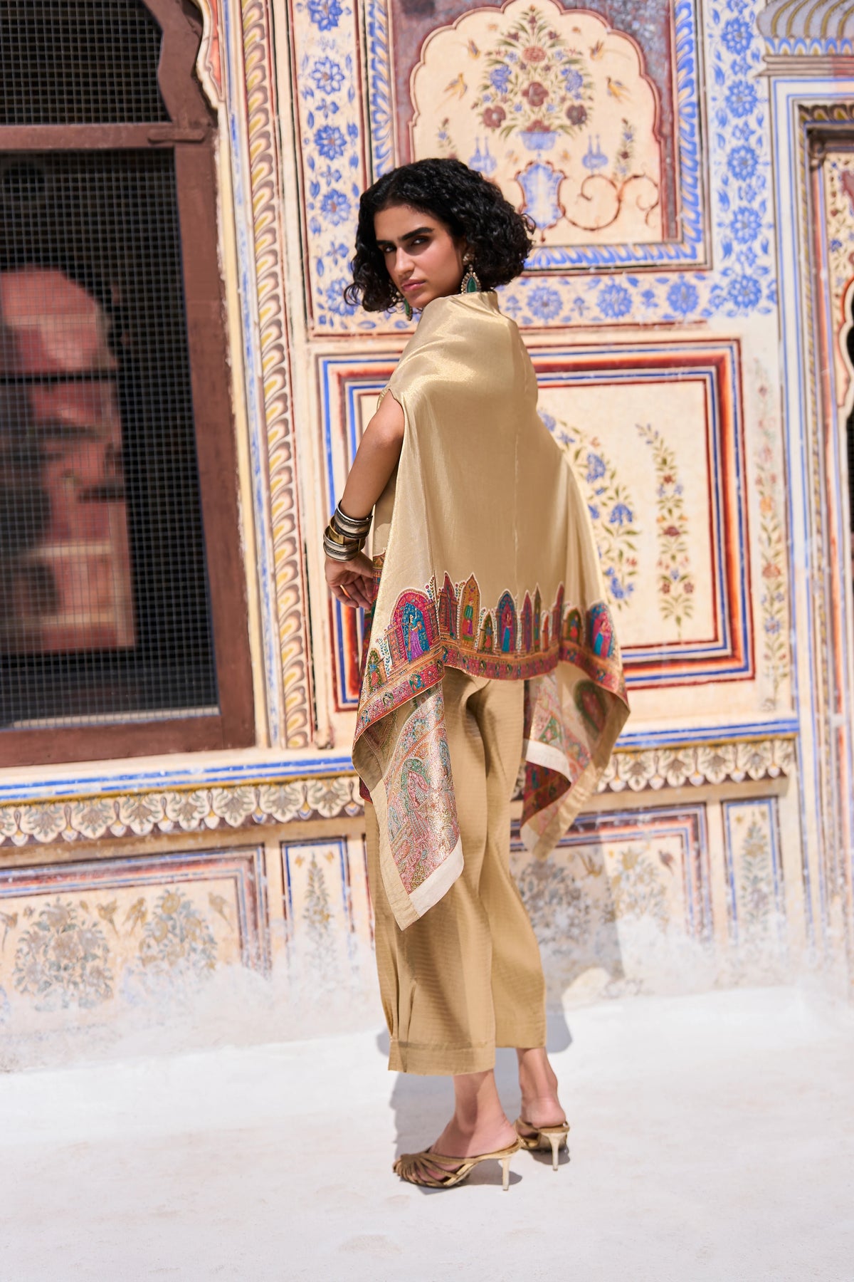 BENARES WEAVE SHAWL TOP & BROCADE PANT SET