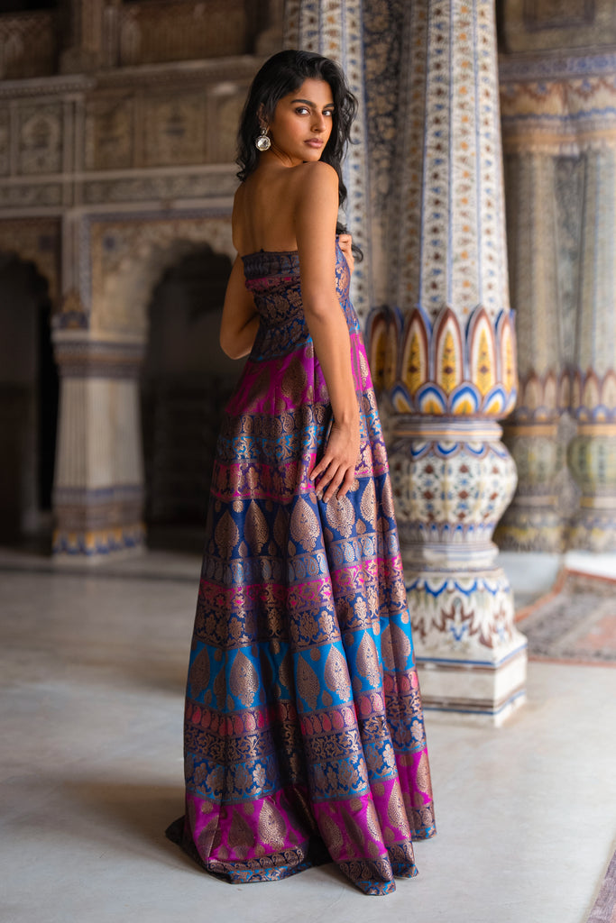 BENARES BROCADE GOWN dash and dot