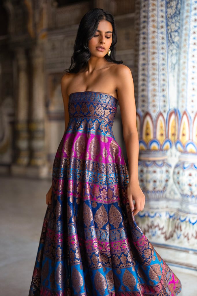 BENARES BROCADE GOWN dash and dot