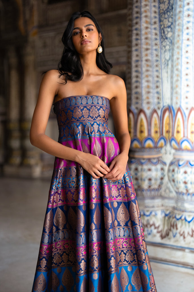 BENARES BROCADE GOWN dash and dot