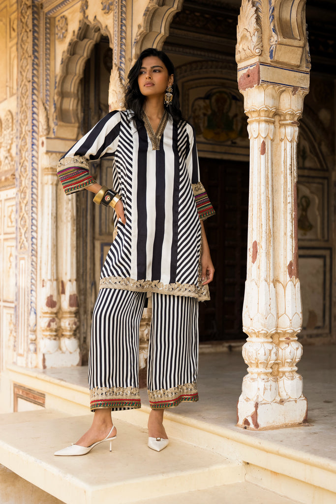 MONOCHROME STRIPED & EMBROIDERED TOP & PANT SET dash and dot
