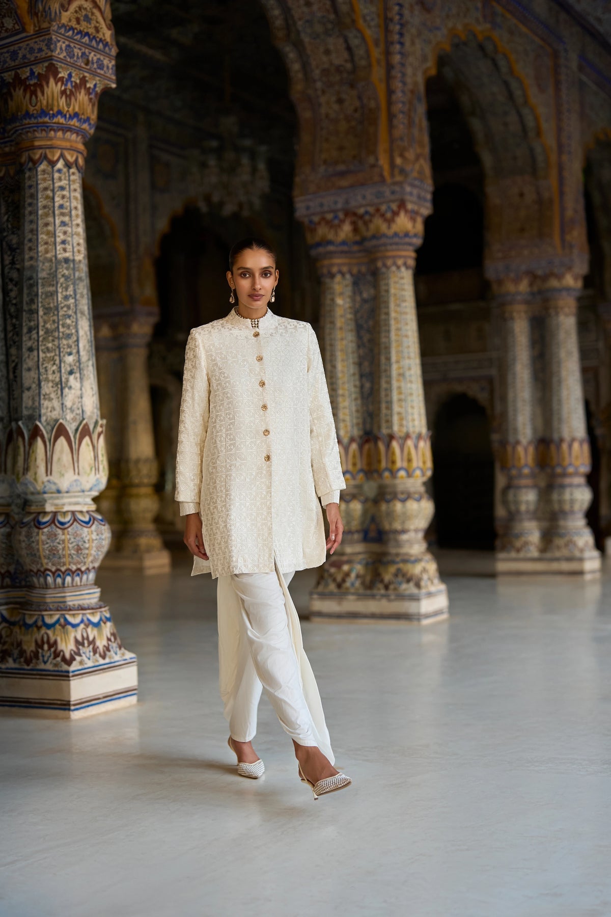 IVORY EMBROIDERED JACKET