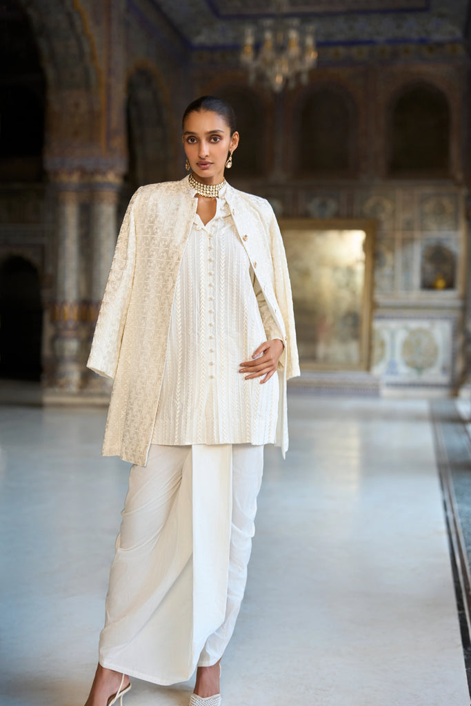 EMBROIDERED LONGLINE SHIRT dash and dot