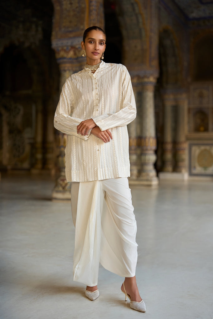 EMBROIDERED LONGLINE SHIRT dash and dot