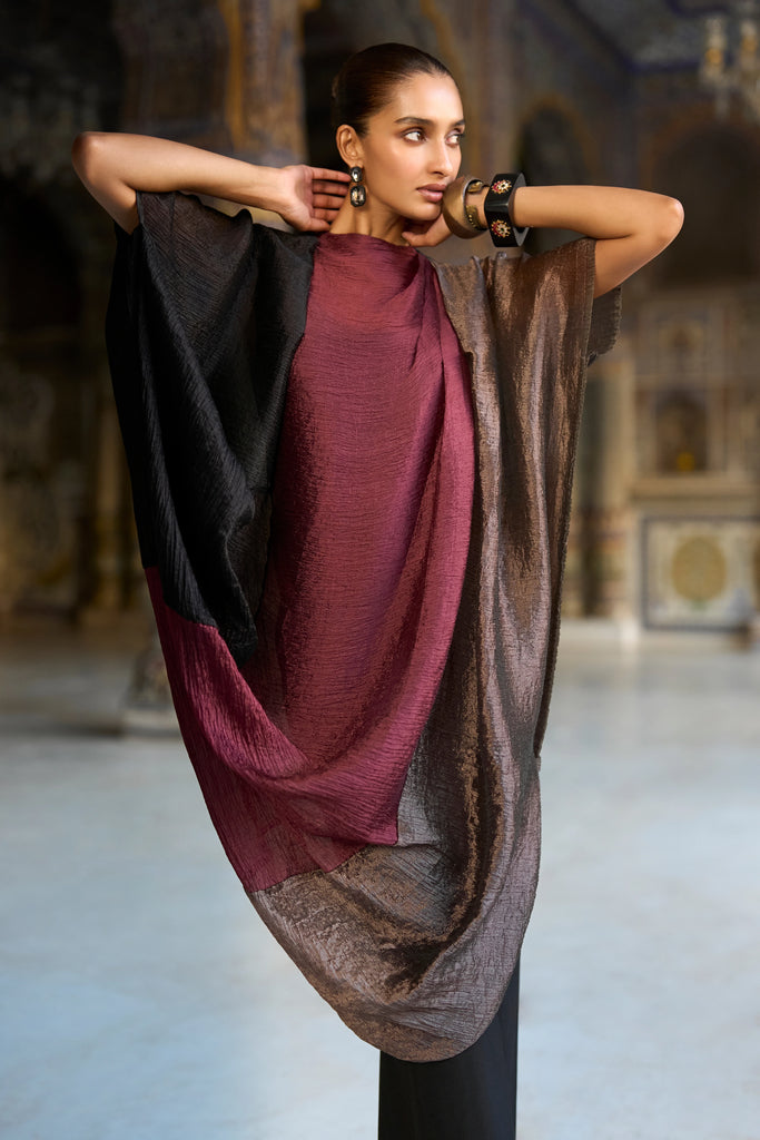 CRUSHED & DRAPED COLOUR BLOCKED TOP dash and dot