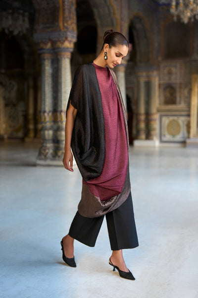 STRAIGHT LEGGED PANT