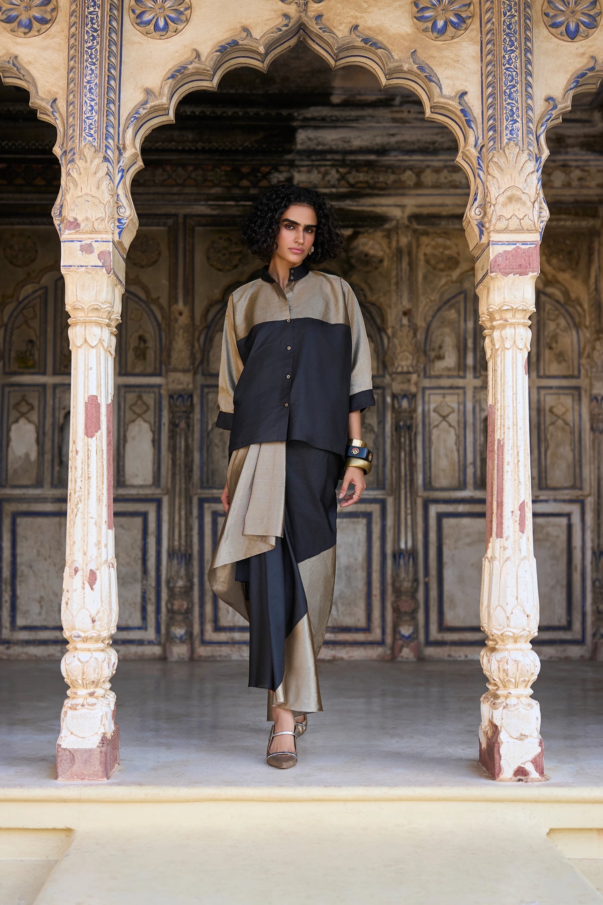 BENARES TISSUE COLOUR BLOCKED SHIRT & DRAPED SKIRT SET