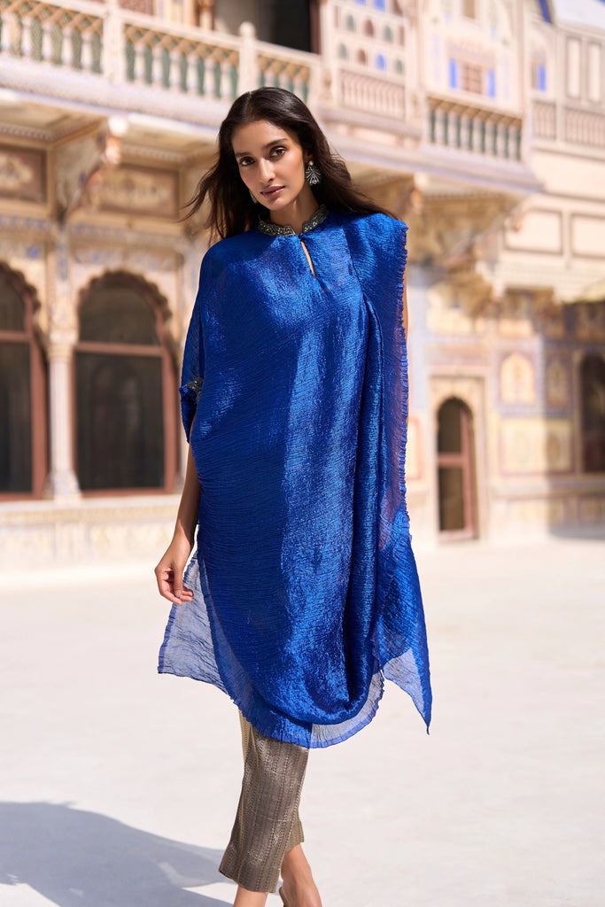 CRUSHED TISUE SINGLE SLEEVE EMBROIDERED TOP dash and dot