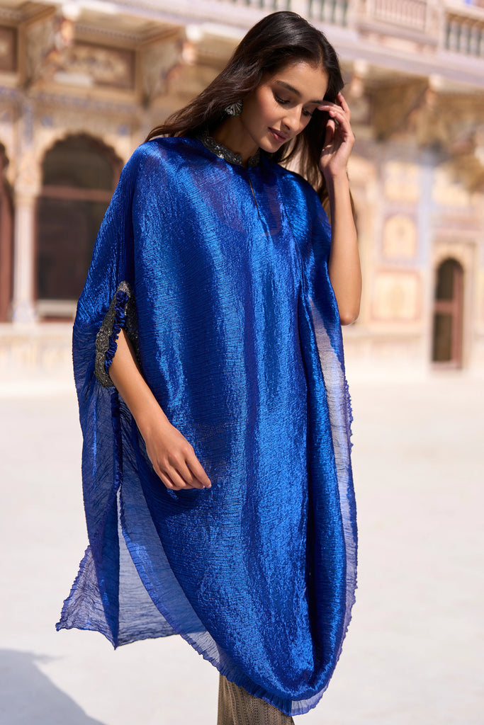 CRUSHED TISUE SINGLE SLEEVE EMBROIDERED TOP dash and dot