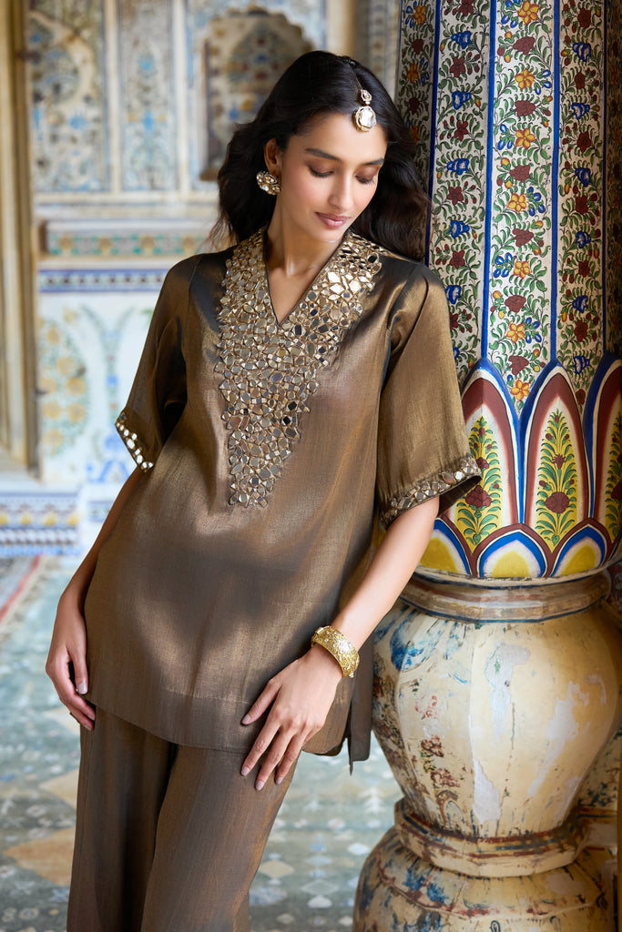 BENARES TISSUE MIRRORWORK TOP dash and dot