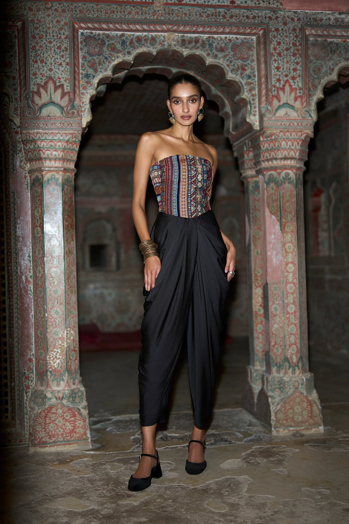 BLACK DRAPED PANT
