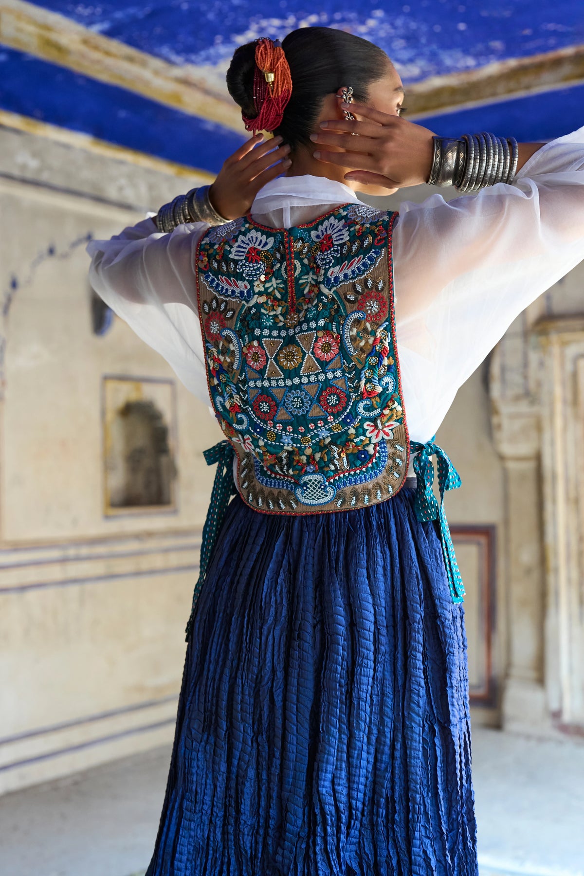 EMBROIDERED BIB