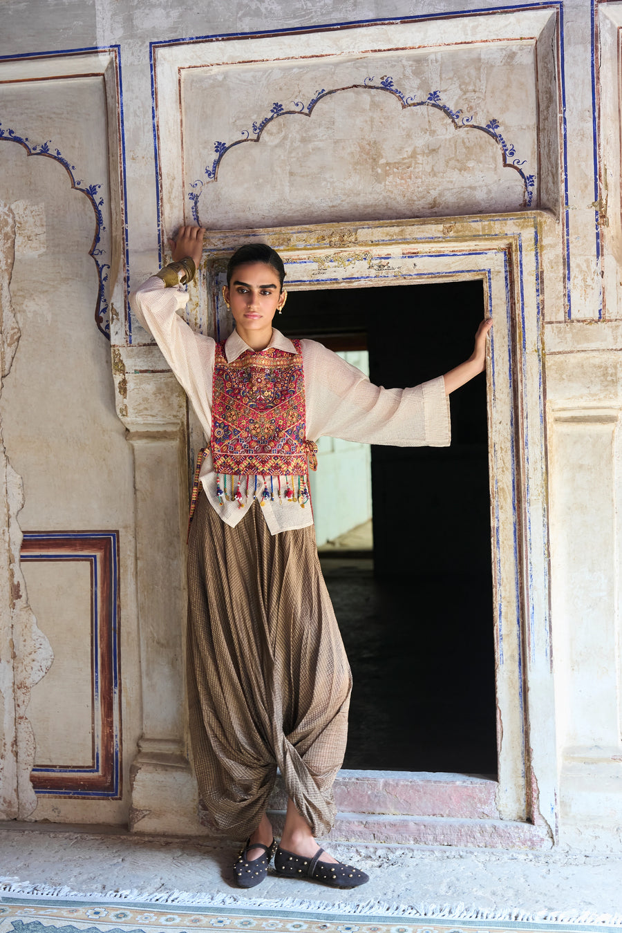 BENARES TISSUE STRUCTURED SHIRT WITH EMBROIDERED BIB & COWL DRAPE PANT