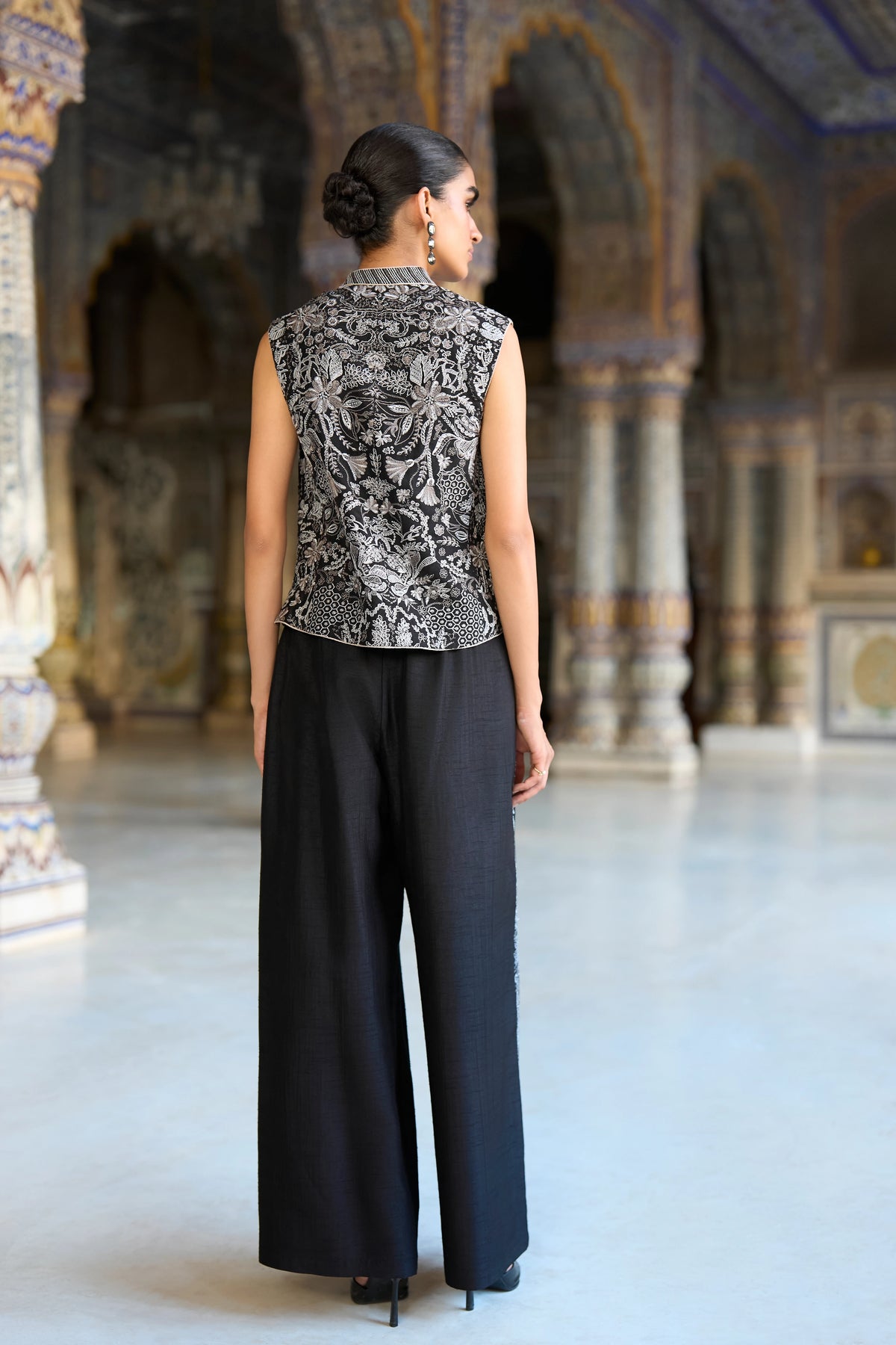 METALLIC THREAD EMBROIDERED WIDE-LEGGED PANT
