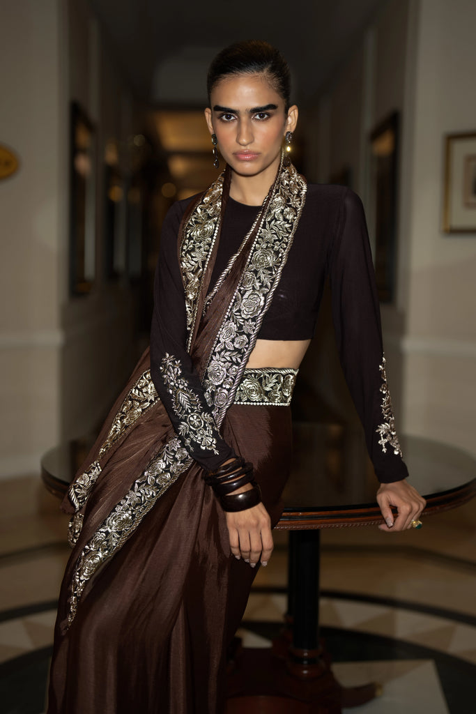 CUFF EMBROIDERED BLOUSE dash and dot