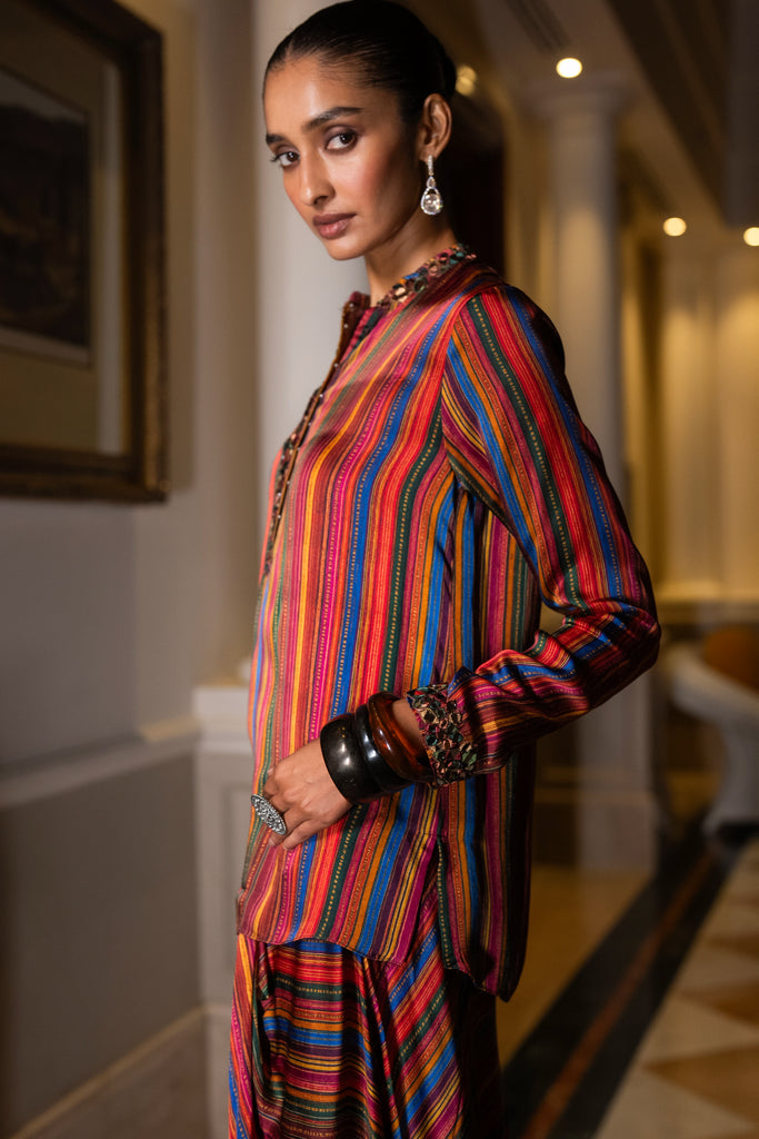 MIRROR EMBROIDERED MULTICOLOUR SHIRT dash and dot