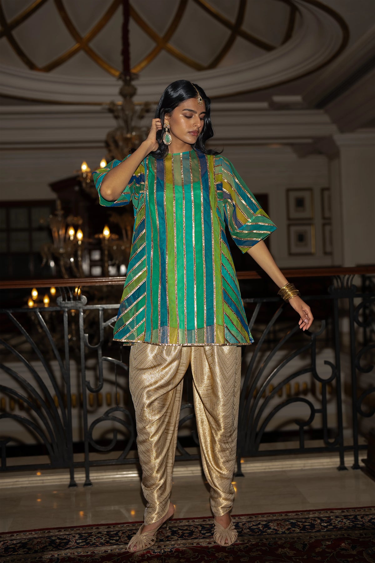 RIBBON EMBROIDERED STRIPED BOXY TOP