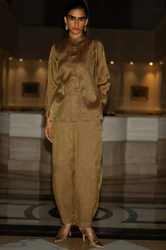 MOTIF EMBROIDERED TEXTURED JACKET, BENARES TISSUE METALLIC SHIRT & CRINKLED PANT dash and dot