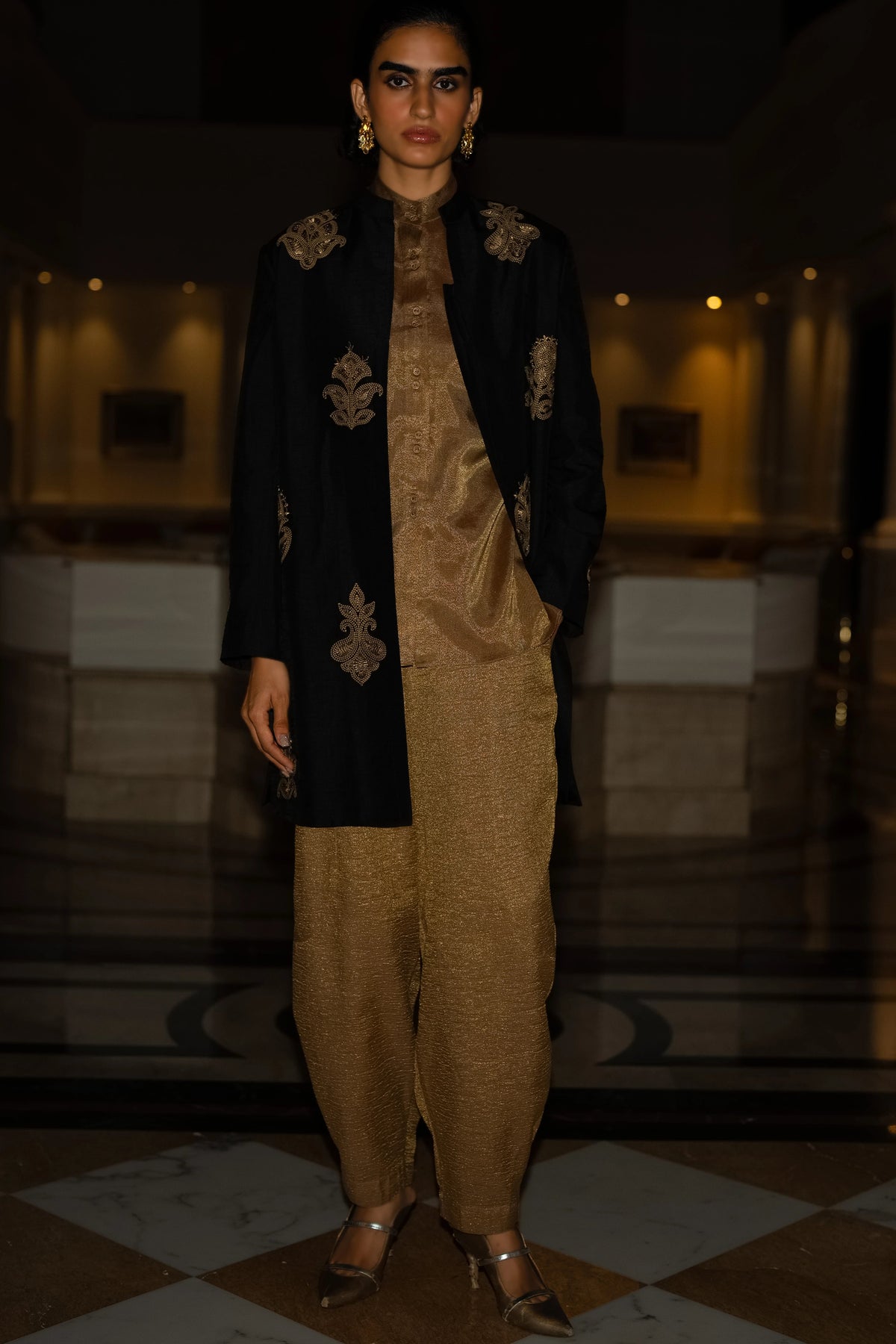 MOTIF EMBROIDERED TEXTURED JACKET, BENARES TISSUE METALLIC SHIRT & CRINKLED PANT