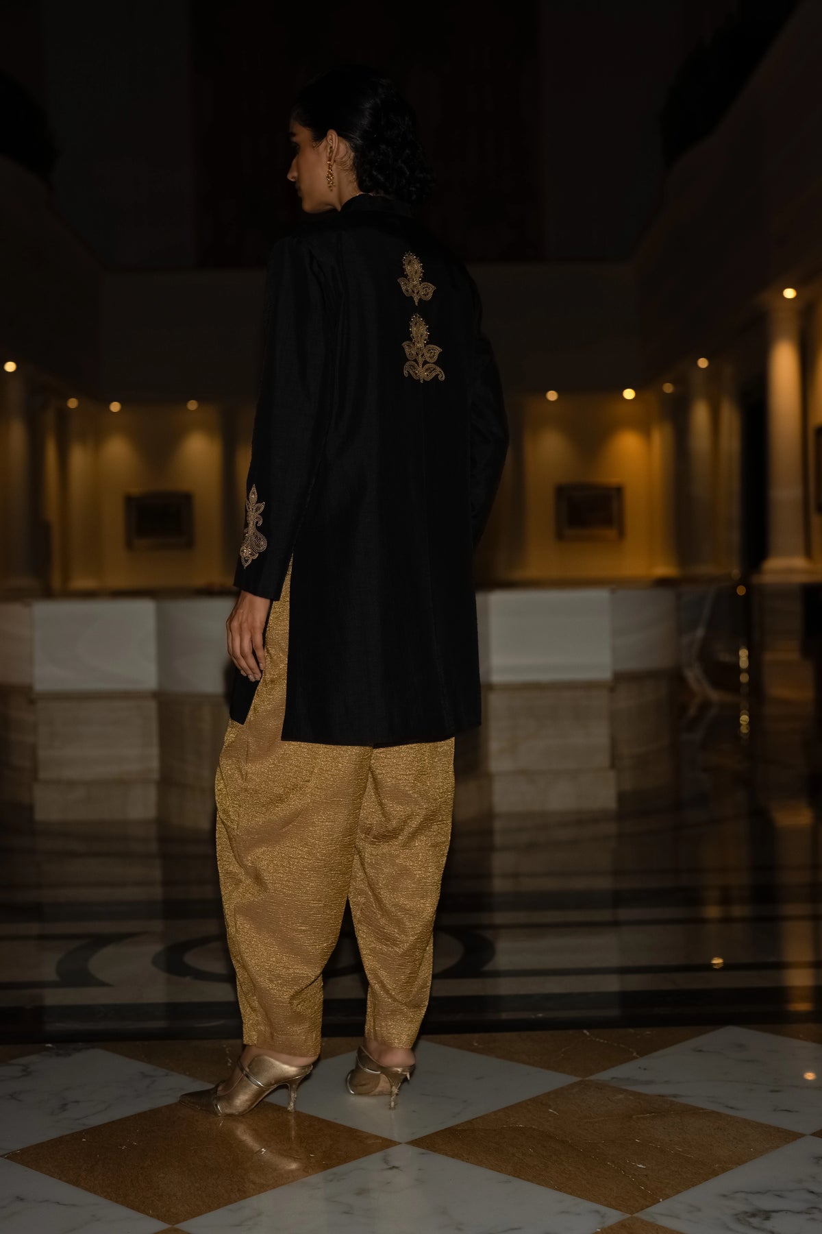 CRINKLED BENARES TISSUE METALLIC PANT