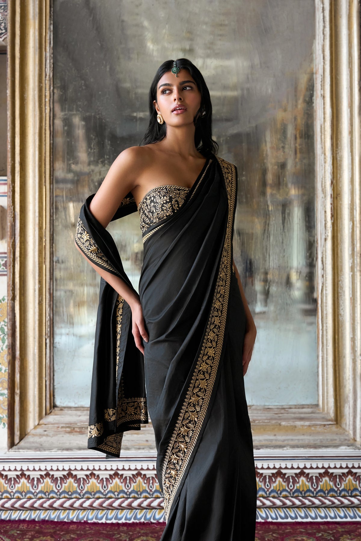 Zari Embroidered Benares Silk Bandeau