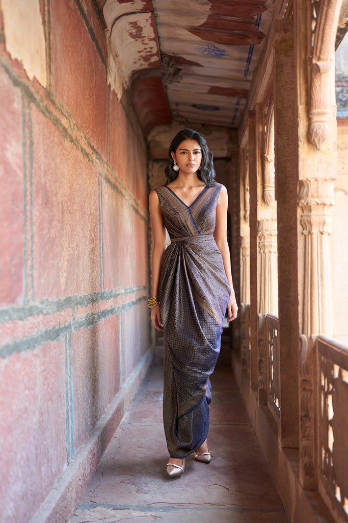 BENARES BROCADE SARI GOWN dash and dot