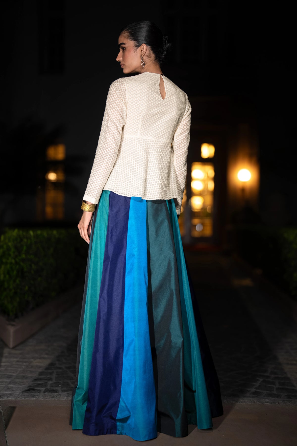 EMBROIDERED PATTERNED PEPLUM TOP