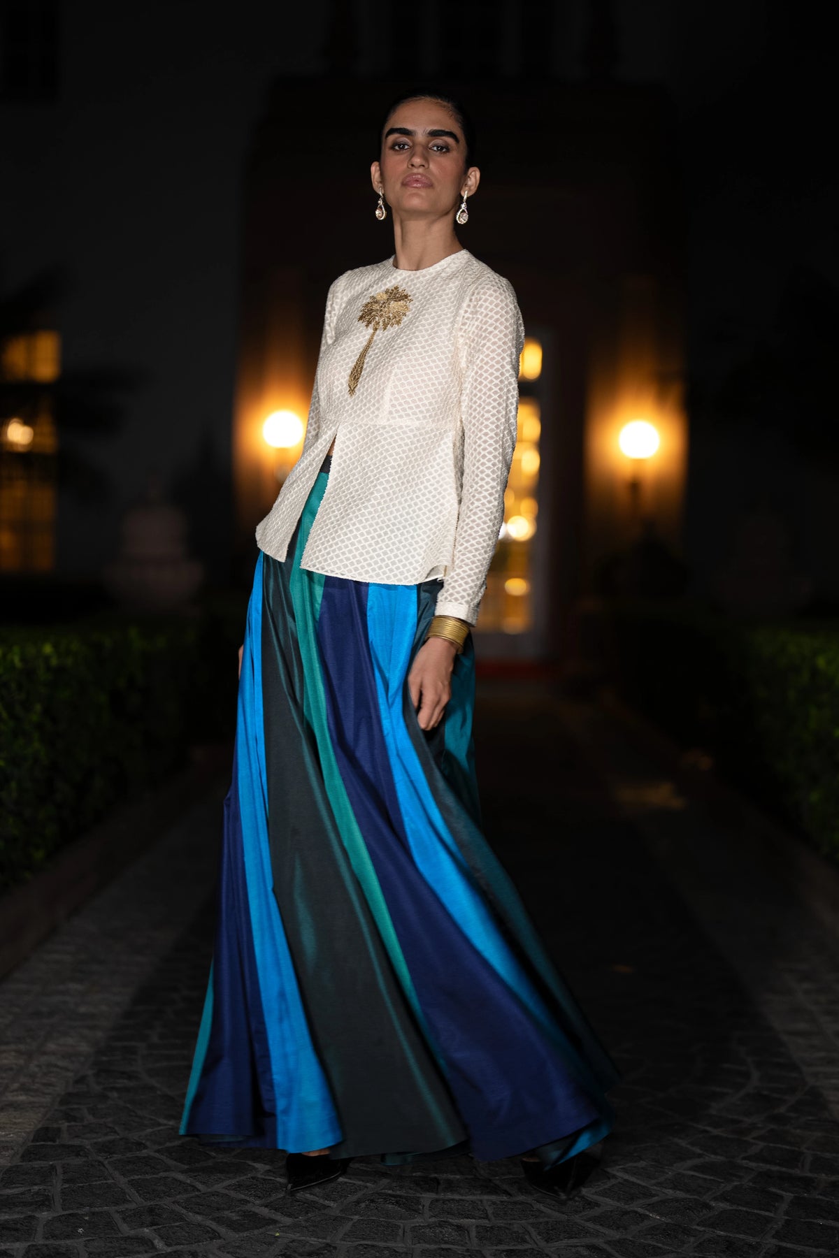 EMBROIDERED PATTERNED PEPLUM TOP