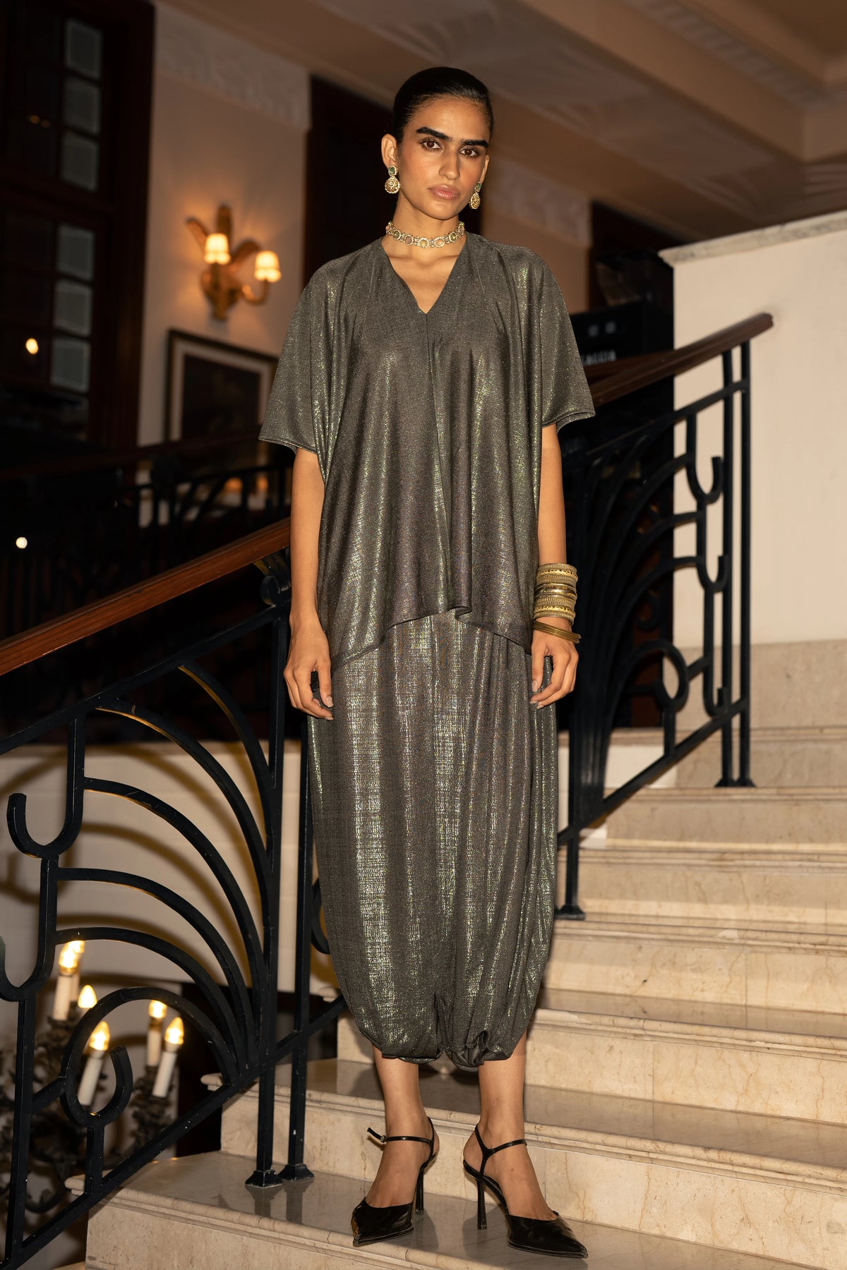 TEXTURED LAM… DRAPE PANT