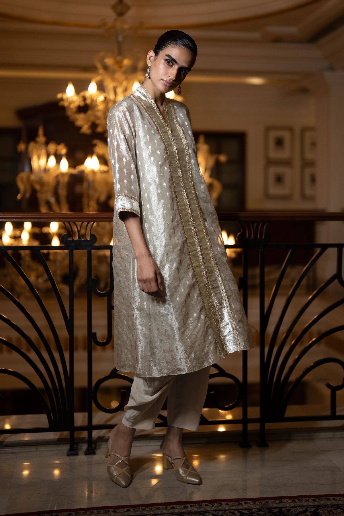 BENARES TISSUE LONGLINE TOP