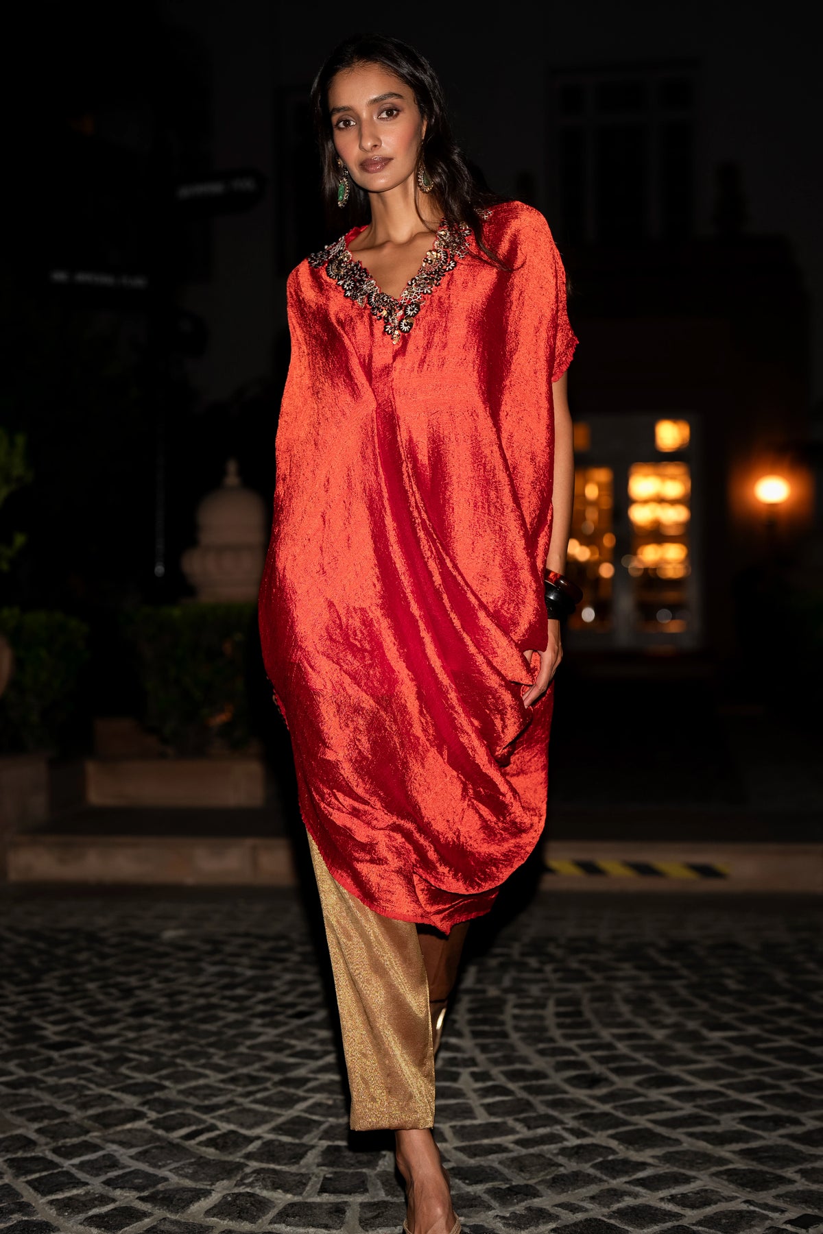 EMBROIDERED ASYMMETRIC KAFTAN TOP & METALLIC TISSUE PANT